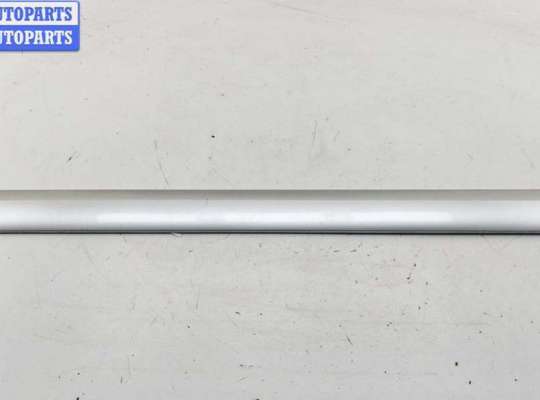 Молдинг двери передней левой OP2287388 на Opel Omega B (1994-2003)