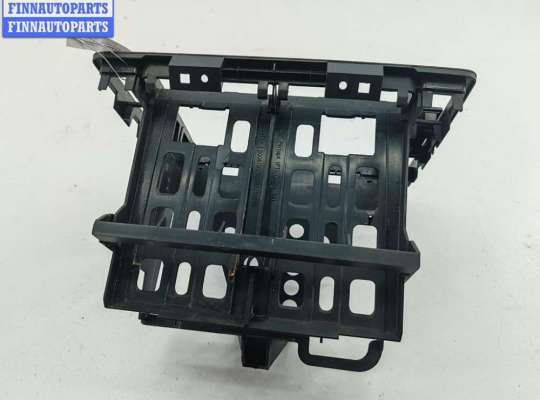 купить Рамка магнитолы на Volkswagen Sharan (2000-2010)