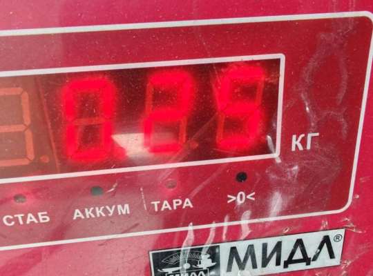 купить Молдинг двери задней правой на Volkswagen Passat B5