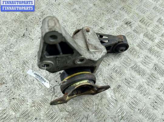 купить Кронштейн двигателя опорный на Peugeot Expert (1994-2006)