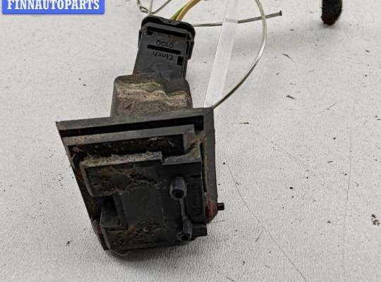 купить Кнопка открывания багажника на Peugeot 307