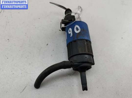 купить Насос (моторчик) омывателя стекла на Volvo S40 / V40 (1995-2004)