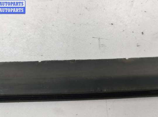 купить Молдинг стекла двери задней правой наружный на Ford Mondeo III (2000-2007)