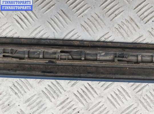 купить Молдинг двери задней левой на Audi A4 B7 (2004-2008)