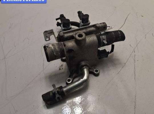 Фланец (тройник) системы охлаждения FO2185403 на Ford C-Max