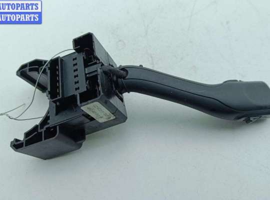 купить Переключатель дворников на Volkswagen Passat B5