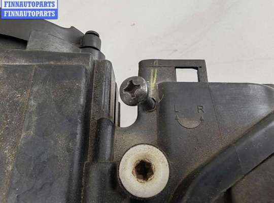 Фара передняя на Audi A4 (8E/8H, B7)