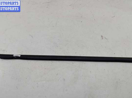 купить Молдинг двери передней левой на Audi A4 B5 (1994-2001)