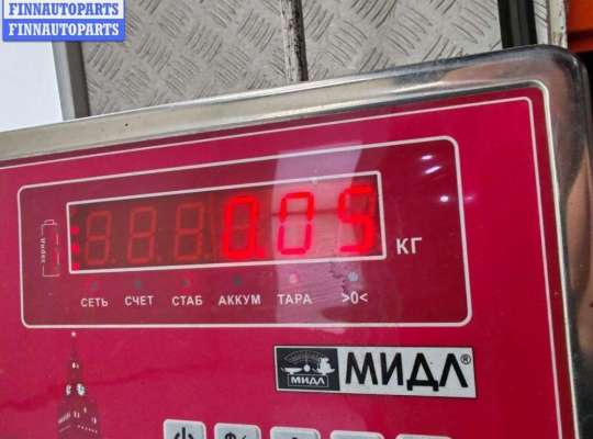 купить Кнопка стеклоподъемника переднего правого на Audi 80 B4 (1991-1996)