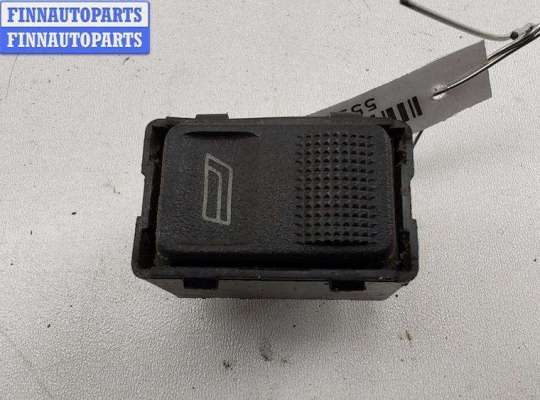 купить Кнопка стеклоподъемника переднего правого на Audi 80 B4 (1991-1996)