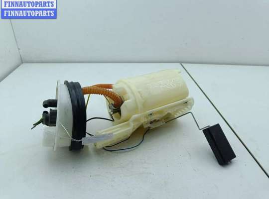 купить Насос топливный на Volkswagen Passat B5
