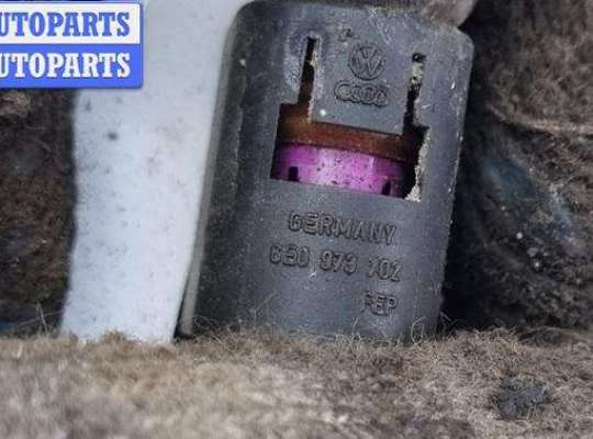 купить Разъем (фишка) проводки на Volkswagen Caddy (2004-2010)