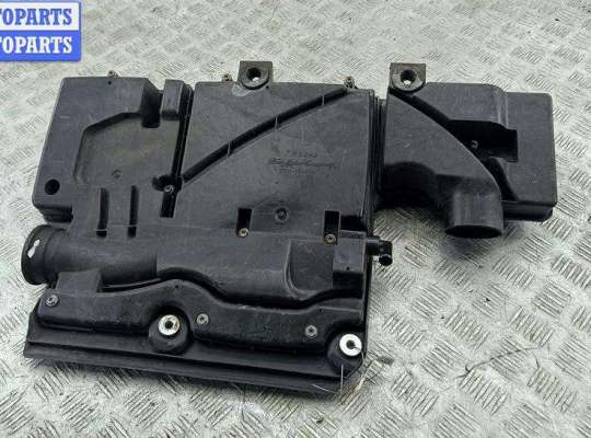 купить Корпус воздушного фильтра на Ford Fusion