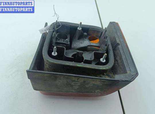 купить Фонарь задний правый на Volkswagen Transporter T4