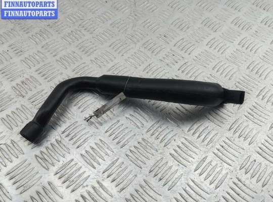 купить Патрубок на Mercedes C-Class W203 (2000-2006)