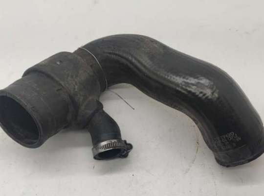 Патрубок турбины AU1699820 на Audi A4 B6 (2001-2004)