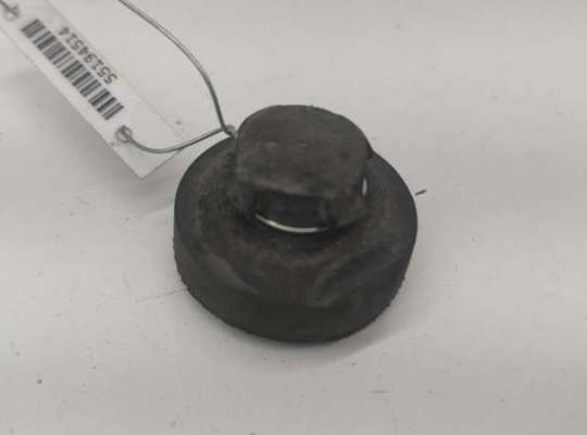 купить Кронштейн радиатора на Audi A6 C6 (2004-2011)