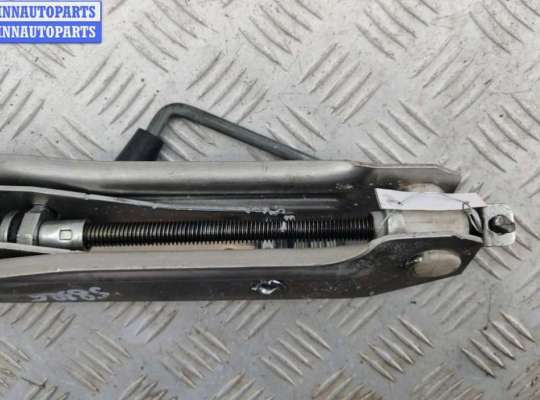 купить Домкрат на Volkswagen Golf-4