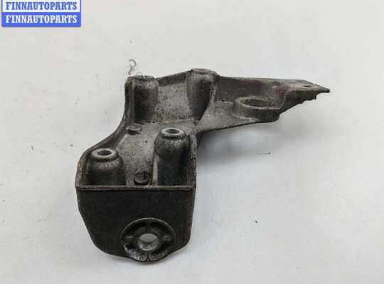 Купить Кронштейн КПП опорный на Audi A4 B5 (1994-2001) Кронштейн КПП опорный AU1716838 на Audi A4 B5 (1994-2001)