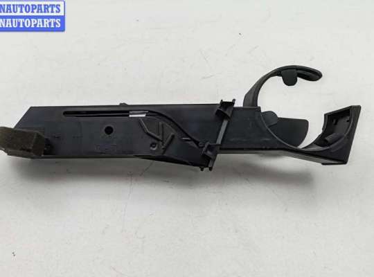 Купить Подстаканник на Ford Mondeo III (2000-2007) Подстаканник FO2192504 на Ford Mondeo III (2000-2007)
