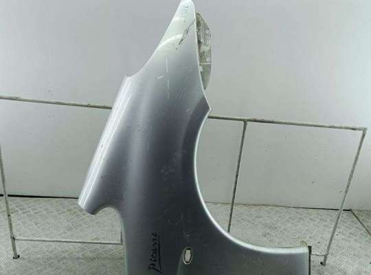 купить Крыло переднее правое на Citroen Xsara Picasso