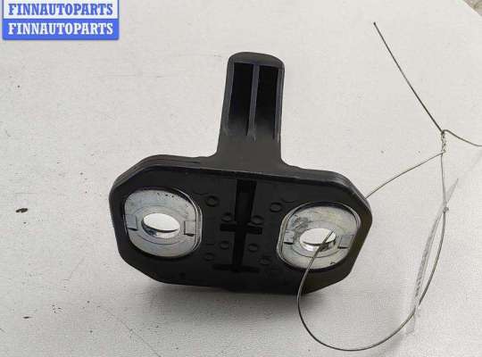 купить Ответная часть (скоба) замка двери на Mercedes S-Class W221 (2005-2013)