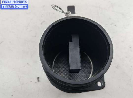 купить Расходомер (измеритель потока воздуха) на Volkswagen Passat B6