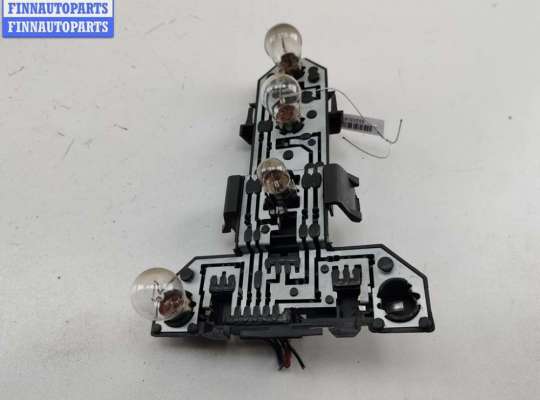 купить Плата фонаря заднего правого на Volkswagen Bora