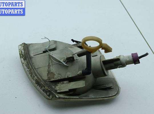 купить Поворотник (указатель поворота) левый на Volkswagen Passat B5