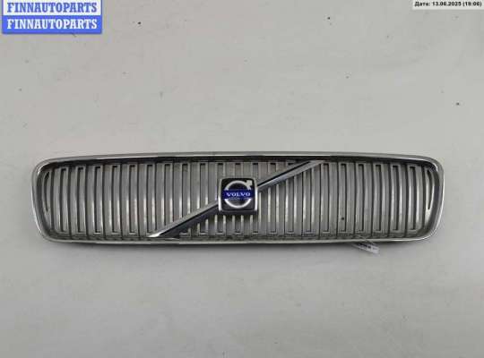 купить Решетка радиатора на Volvo S40 / V50 (2004-2013)