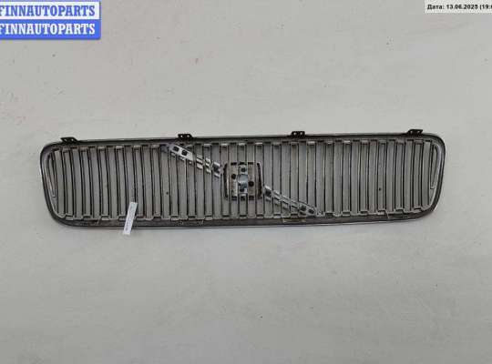 купить Решетка радиатора на Volvo S40 / V50 (2004-2013)