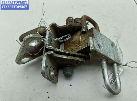 купить Петля двери передней правой на Volkswagen Passat B6