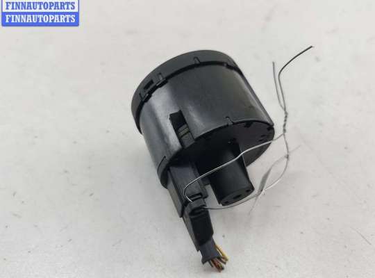 купить Переключатель света на Volkswagen Passat B6