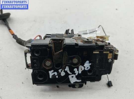Замок двери задней правой VG2756066 на Volkswagen Passat B5