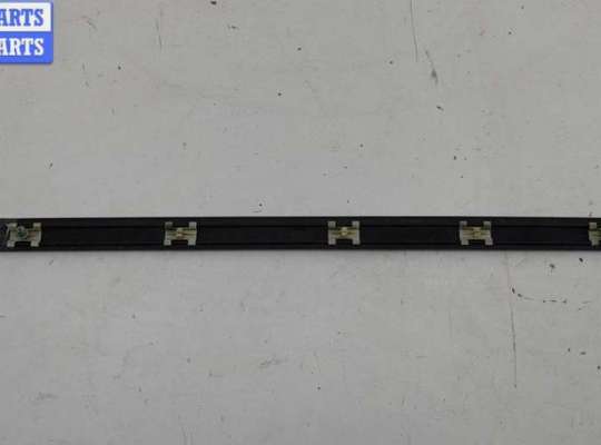 купить Молдинг двери задней правой на BMW 5 E39 (1995-2003)