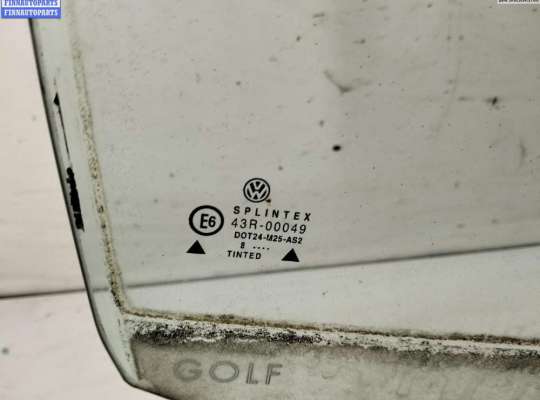 Стекло боковое двери на Volkswagen Golf IV (1J)