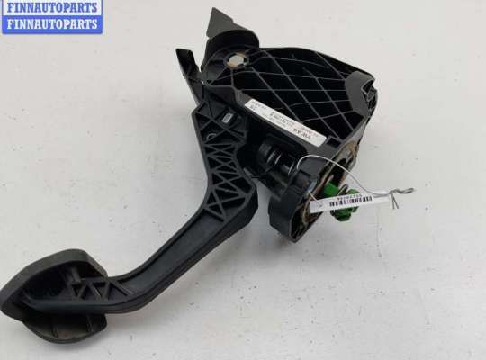 Педаль сцепления VG2466703 на Volkswagen Touran