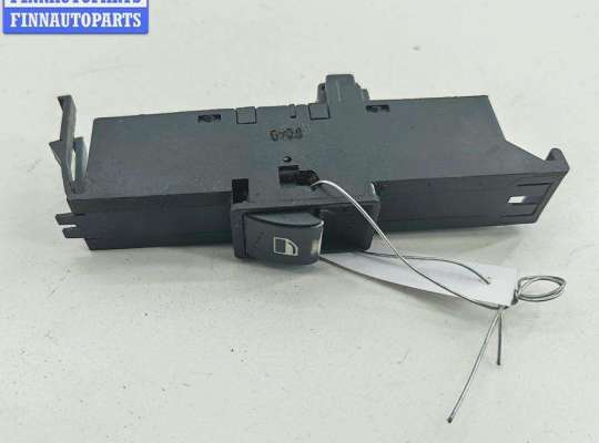 Кнопка стеклоподъемника переднего левого BM3588097 на BMW 3 E46 (1998-2006)