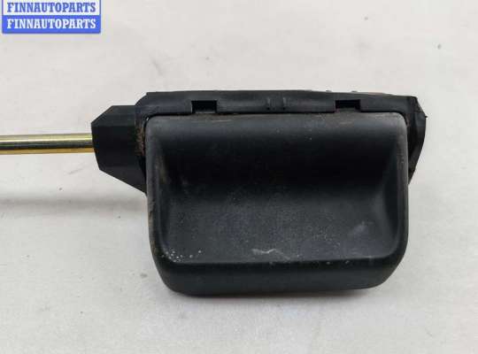 купить Ручка двери внутренняя задняя левая на Volkswagen Caddy (2004-2010)