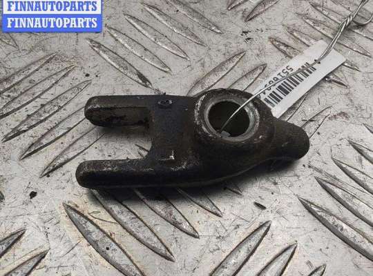 купить Скоба (кронштейн) крепления форсунки на Iveco Daily (2006-2011)