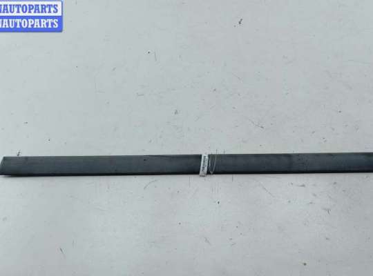 купить Молдинг двери задней левой на Volkswagen Passat B5