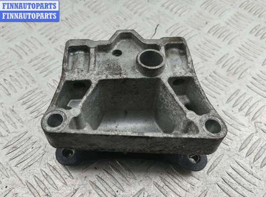 купить Кронштейн КПП опорный на Volkswagen Golf-5