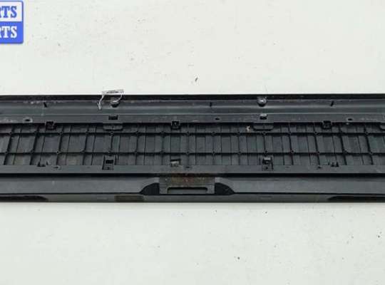 купить Обшивка багажника на BMW X5 E53 (1999-2006)