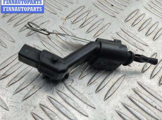 купить Датчик положения коленвала на Volkswagen Caddy (2004-2010)