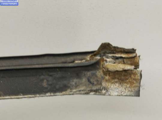 купить Уплотнитель двери задней левой на Ford Galaxy (2000-2006)