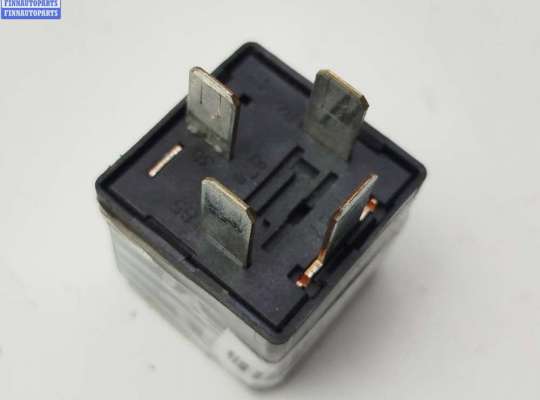 купить Реле бензонасоса на Opel Vectra C (2002-2008)