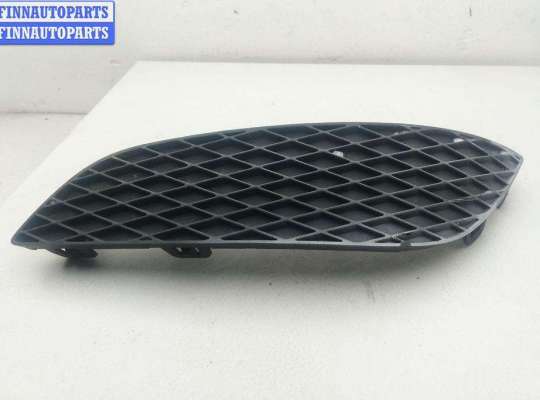 купить Решётка (заглушка) в бампер на Opel Astra H (2004-2009)