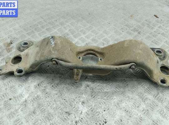 купить Кронштейн КПП опорный на Audi A4 B6 (2001-2004)