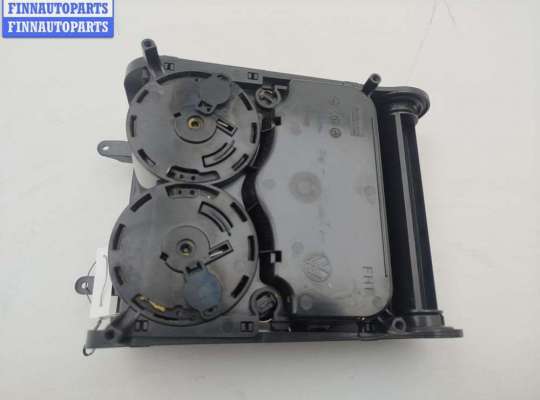 купить Подстаканник на Volkswagen Passat B6