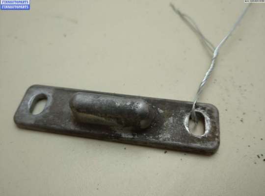 купить Ответная часть (скоба) замка двери на Mercedes Vito-1 W638 (1996-2003)